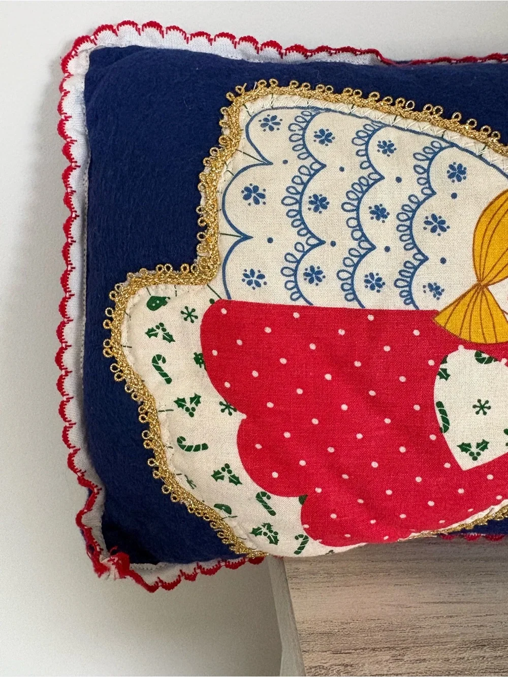 Vintage Handmade Angel Applique Folk Art Cottage Christmas Felt Pillow Decor